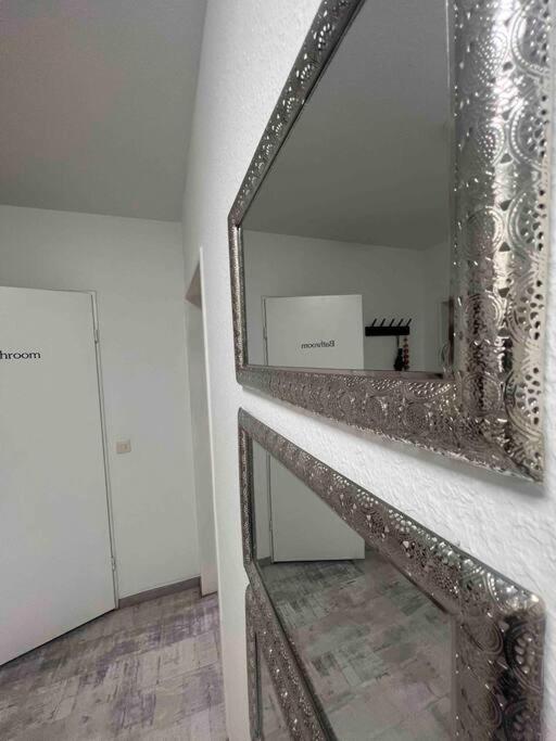 Modernes Apartment Mit 75Qm Mit Balkon & Aussicht Aken Buitenkant foto