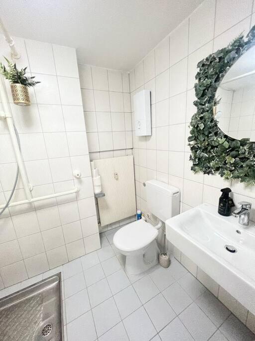 Modernes Apartment Mit 75Qm Mit Balkon & Aussicht Aken Buitenkant foto